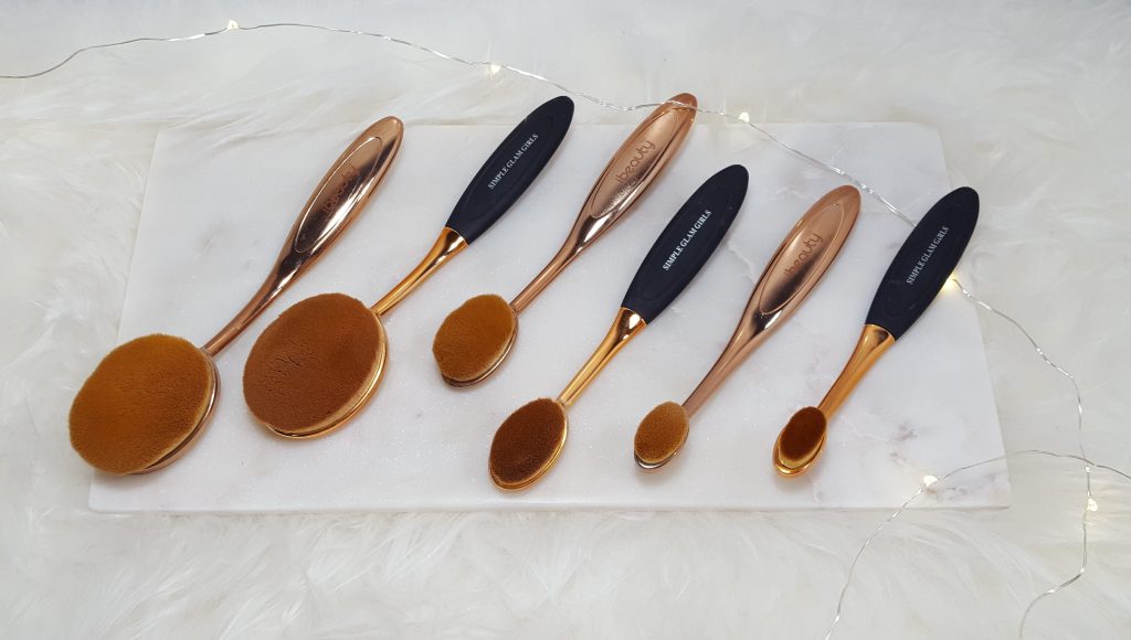 This or That | iBeauty Oval Brushes vs. Simple Glam Girls Lush Rose Gold Oval&nbsp;Brushes