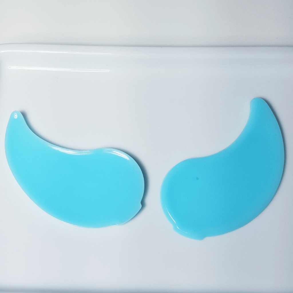 klorane organic cornflower eye patches